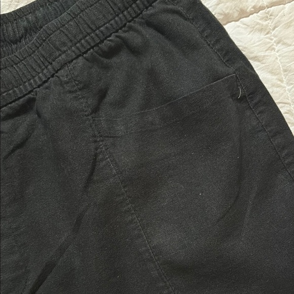Old Navy Black High Waist Shorts - Picture 2 of 4